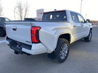 *Vehicle history form conveniently located in vehicle photos. AMVIC LICENSED DEALER ... Engine: Inte... (image 5)