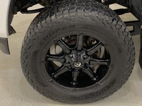 Check out this vehicle's pictures, features, options and specs, and let us know if you have any ques... (image 4)