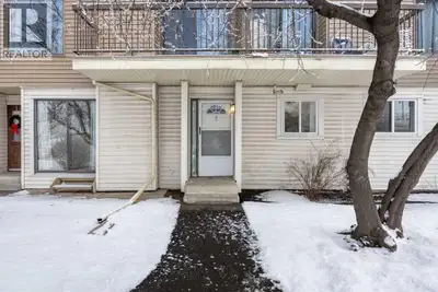 Welcome to Unit #3, 2519 38 Street NE! This well-maintained 2-bedroom, 1-bath townhome is an excelle...