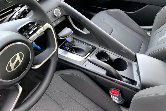 2026 Hyundai ELANTRA ESSENTIAL in Cars & Trucks in Edmonton - Image 8