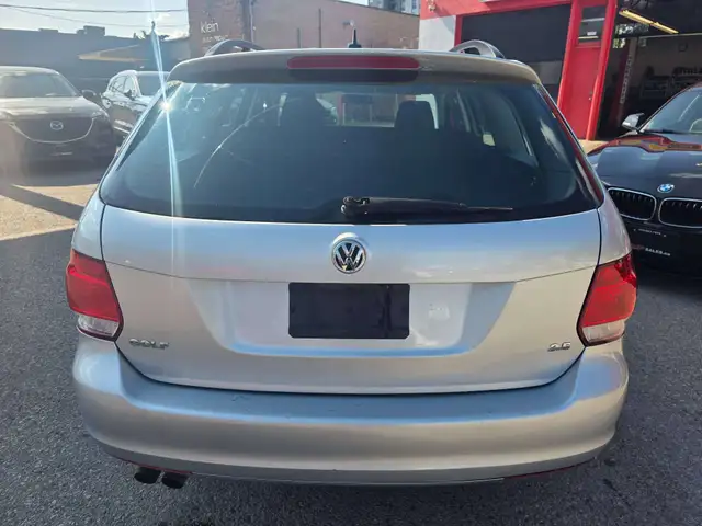 2010 Volkswagen Golf Trendline568795650348165124