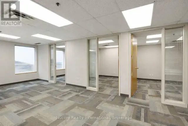 UNIT #200 - 2709 COVENTRY ROAD Oakville (WP Winston Park), Ontar in Commercial & Office Space for Rent in Oakville / Halton Region - Image 6