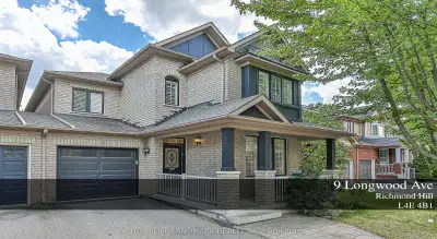 Price: $999,900 / $3,793/mo Show stopper. Newly renovated 4 bedrooms link house. Only linked by the...