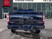 Leather Seating Surfaces | 5.0L V8 Engine | 4WD | Heated Mirriors | Black Alloy Wheels | Rear Parkin... (image 4)