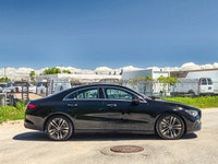 All-Wheel Drive for enhanced stability - Panoramic Sunroof for a luxurious feel - Reverse Park Assis... (image 3)