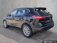 *CLEAN CARFAX, APPLE CAR PLAY, ANDROID AUTO, ALL-WHEEL DRIVE, MOONROOF.. * Featuring a 7-inch Nissan... (image 2)