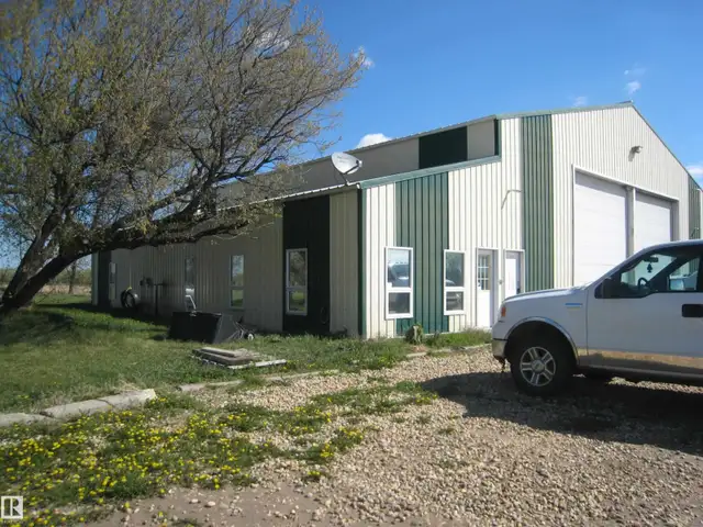 #17 470026 243A Rural Wetaskiwin County, Alberta in Land for Sale in Edmonton - Image 3