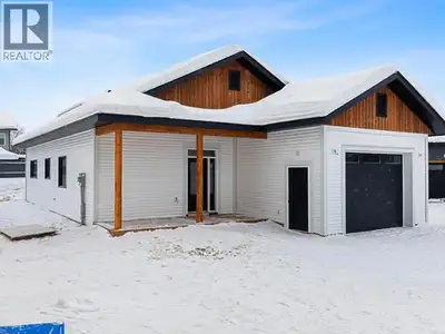 Spectacular mountain views, situated in desired Copper Ridge on an 8,492 sqft lot. Allow me to prese...