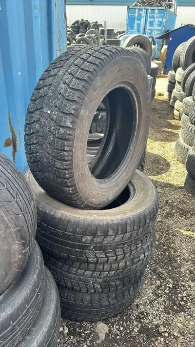 TOYO OBSERVE GSI-5 235/65 R16 103T Set of 4 tires - 260 $ Text or call me 5874O4O149