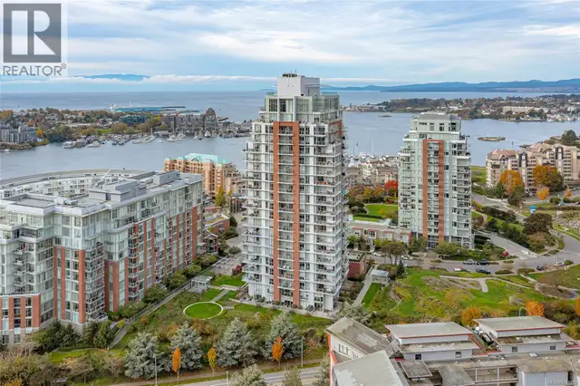 708 83 Saghalie Rd Victoria, British Columbia in Condos for Sale in Victoria - Image 2