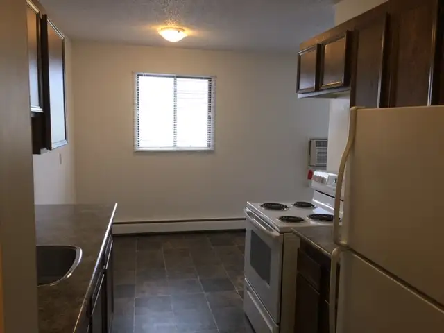 Two Bedroom Suite in Meadowgreen!$250.00 incentive, inquire now!63672036723969123