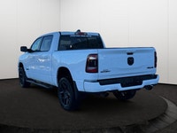 This Ram 1500 is equipped with: Cloth/Vinyl Bucket Seats, Remote Start, Heated front seats, Heated S... (image 3)