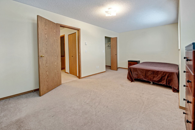 2 Bed x 1.5 Bath Apartment for Rent on 85th Ave | $1450.00 in Long Term Rentals in Fort St. John - Image 3