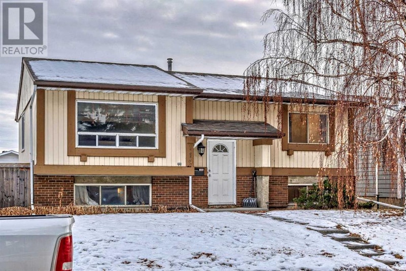 119 Dovely Crescent SE Calgary, Alberta Houses for Sale Calgary