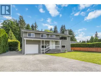 A VERY RARE OPPORTUNITY! JUST UNDER 1/4 ACRE ON A FLAT LOT! PRIDE OF OWNERSHIP IS EVIDENT from the m...