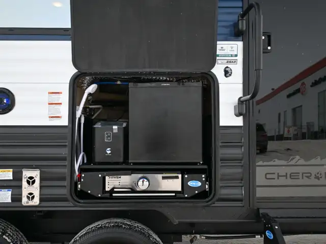 2026 GREY WOLF 26KF in Travel Trailers & Campers in St. Albert - Image 9
