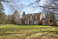 61 ACREDALE Drive Carlisle, Ontario