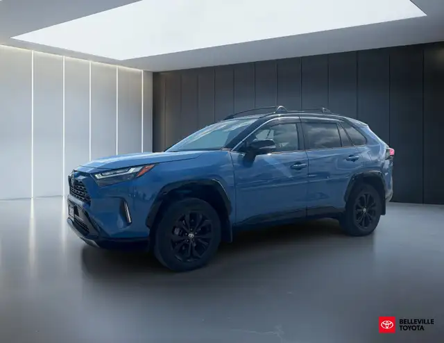 2023 Toyota RAV4 HYBRID XSE ONE OWNER