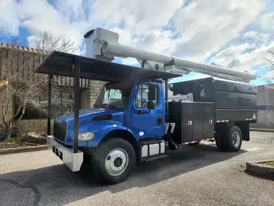 2016 Altec LR7-60E70 Elevator Boom Bucket (75' Working Height), 10' Dump, Upper & Lower Boom Control...