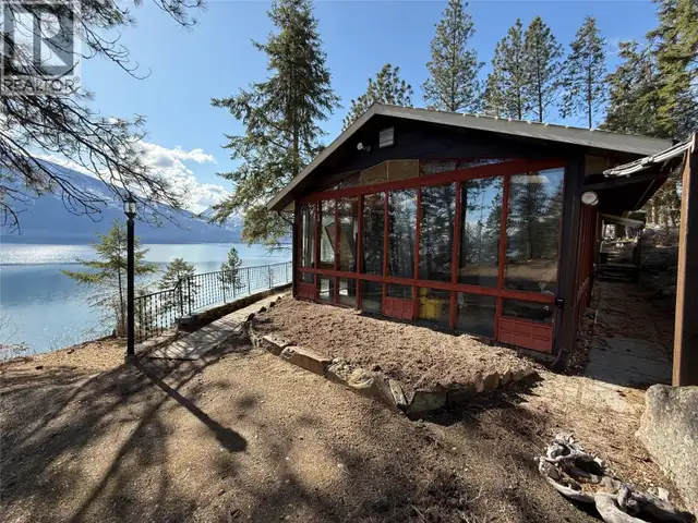 9779 3A Highway Kuskanook, British Columbia in Houses for Sale in Nelson - Image 2