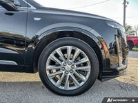 | Heated Front Seats | Heated Rear Seats | Heated Steering Wheel | Ventilated Front Seats | Apple Ca... (image 8)