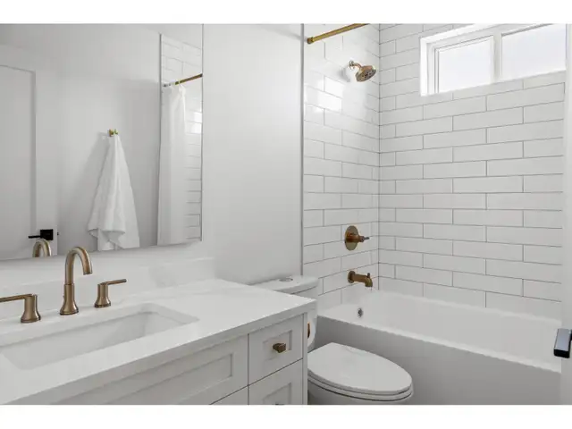 1130 216 STREET Langley, British Columbia in Condos for Sale in Abbotsford - Image 33