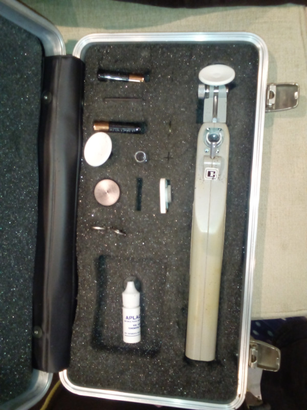 Ophthalmoloscope Retinoscope  Tonometer for sale 416-999-2811 in Health & Special Needs in City of Toronto - Image 3