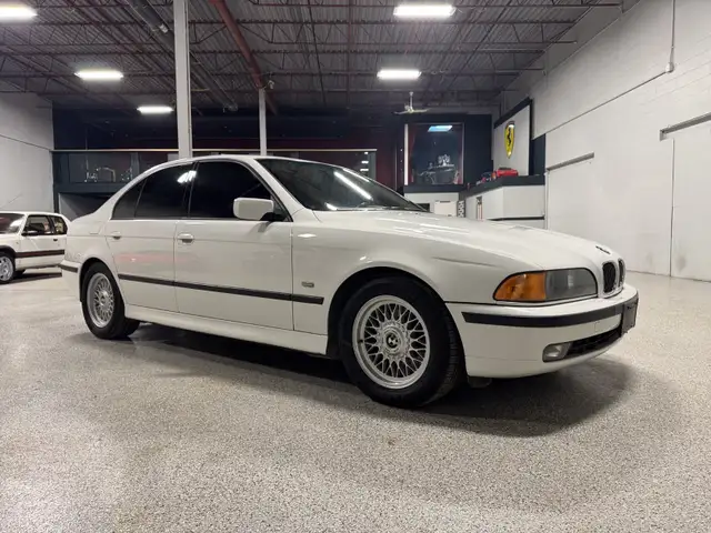 bmw 540i alpine white512180191012464640