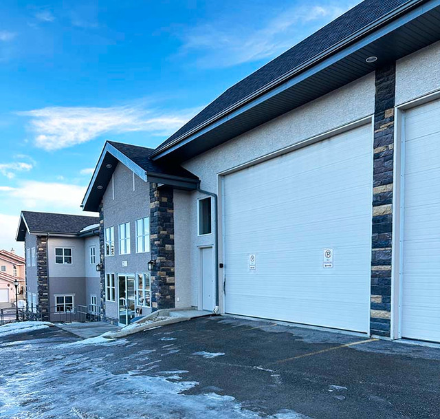 Luxury Garage Warehouse Condo For Sale in Commercial & Office Space for Rent in Calgary