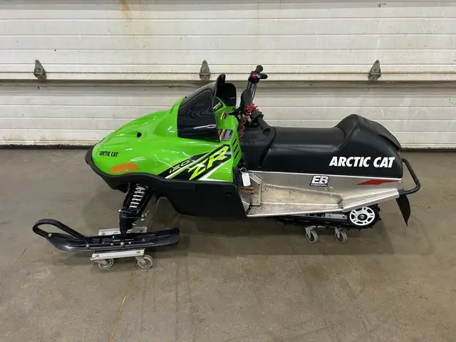 2016 Arctic Cat ZR 120 in Snowmobiles in Moose Jaw - Image 3