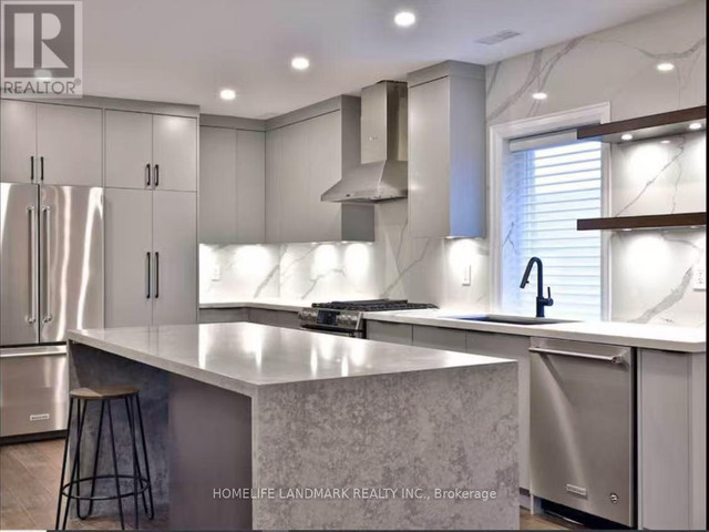 MAIN FLOOR - 62 ELMSTHORPE AVENUE Toronto (Forest Hill South), O in Long Term Rentals in City of Toronto