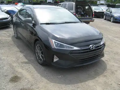 NOUVEAU PRIX 25-6198-20 HYUNDAI ELANTRA 146232 KM , AIR BAGS OK , AUTO EN MARCHE ,AUTO ACCIDENTE V.G...