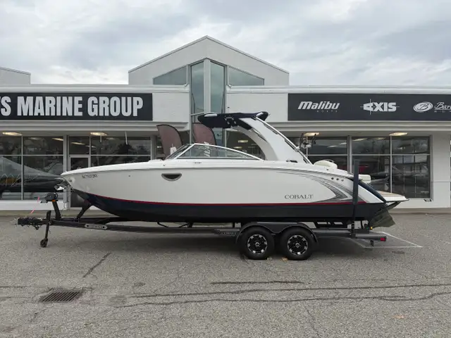 2019 Cobalt R7 Surf in Powerboats & Motorboats in Saskatoon - Image 24