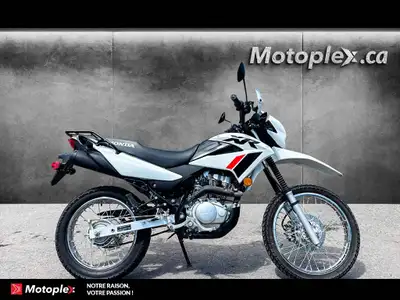 Motoplex St-Eustache XR150 GARANTIE PROLONGEE jusqu'a 4 ans disponible et plan d'entretien Financeme...
