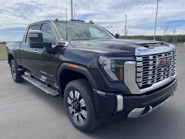 2025 GMC Sierra 2500HD Denali in Cars & Trucks in Calgary