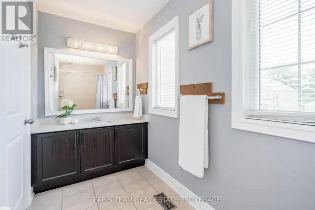 53 CHRISTY DRIVE Wasaga Beach, Ontario in Houses for Sale in Barrie - Image 24