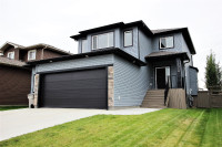 PRICE REDUCED!! AMAZING FAMILY HOME FOR JUST $521,900!