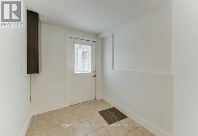 190 LANCASTER STREET E Kitchener, Ontario in Houses for Sale in Kitchener / Waterloo - Image 3