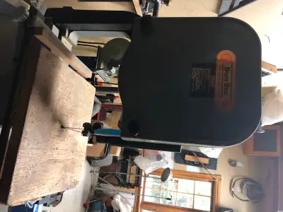 BusyBee band saw Will cut up to 6 inches thick Comes on a solid stand. Excellent condition Asking $2...