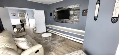 3D PROPERTY MANAGEMENT Bookings: (506) 631-8016 **Available October 1st ** Bright newly updated spli...