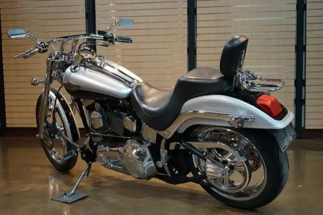 2003 Harley-Davidson Softail Deuce in Sport Touring in Lethbridge - Image 8