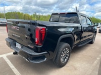 Leather Seats, Duramax 3.0L Turbo Diesel Engine! Capable on road, relentless off road and completely... (image 3)