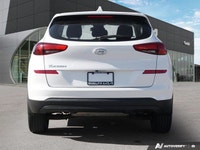 YES Essentials Stain-Resistant Cloth Seat Trim, Wheels: 17 x 7.0J Alloy, Variable Intermittent Wiper... (image 4)