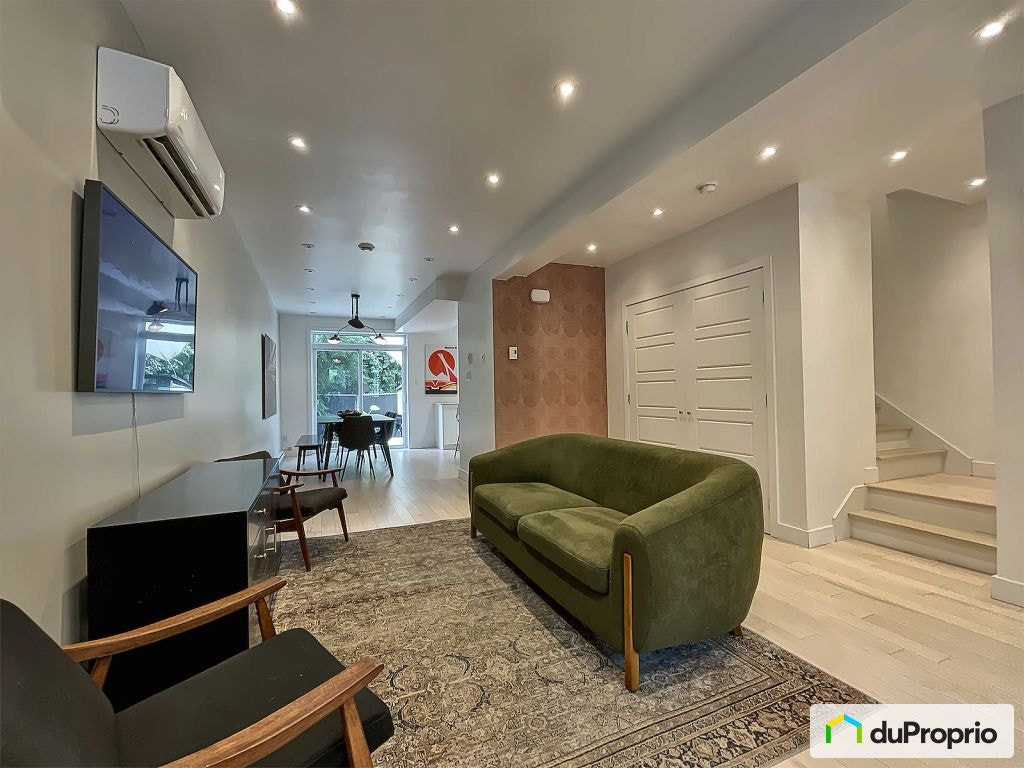 $1,275,000 - 2 Storey in Villeray / St-Michel / Parc-Extension — photo 2