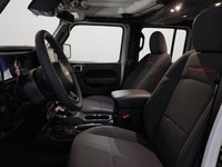 SPECIAL OFFER! Cloth Low-Back Bucket Seats, Remote Start System, Heated Front Seats, Heated Steering... (image 9)