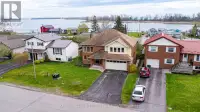 7 HARBOURVIEW CRES Prince Edward County, Ontario