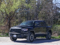 Twin Turbo I-6 Engine with 4x4 Capability - Premium Audio with Navigation System - Adaptive Cruise C... (image 7)