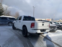 Aluminum Wheels, Fog Lamps, Rear Camera, Cruise Control, Air Conditioning! Get the job done right wi... (image 2)