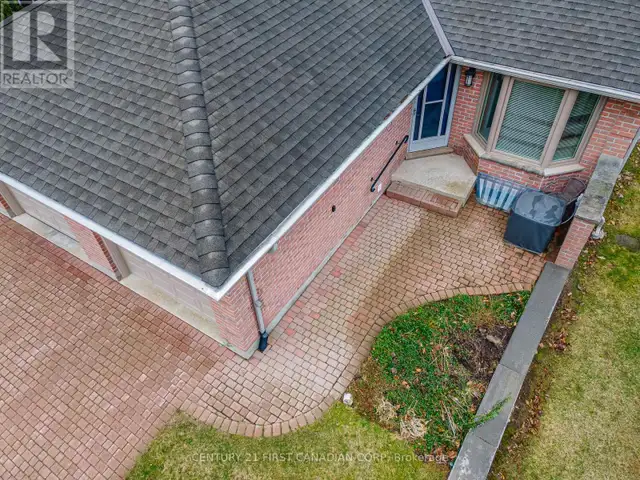 12 - 90 ONTARIO STREET S Lambton Shores (Grand Bend), Ontario in Condos for Sale in Grand Bend - Image 41