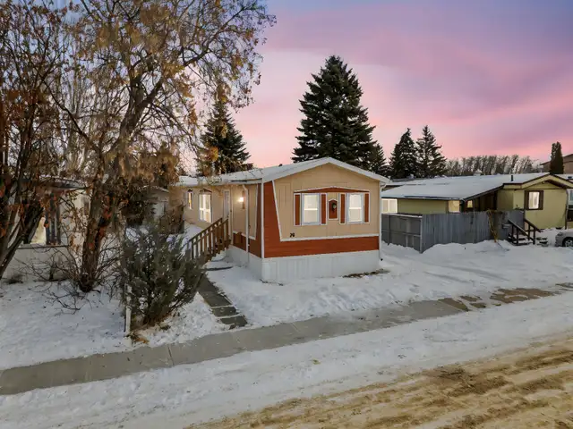 BEAUTIFUL 3 BEDS, 2 BATHS MODULAR HOME ON ITS OWN LOT-NO LOT FEE